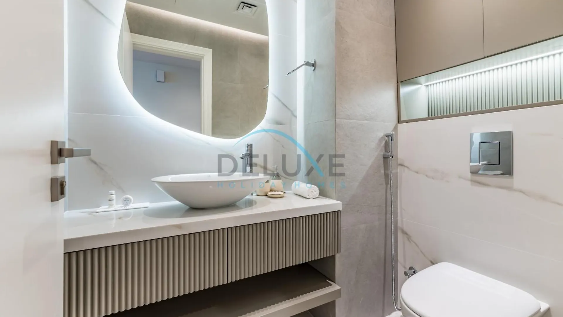 Apartment Serene 2Br With Iconic Palm Jumeirah Views, Dubai Marina By Deluxe Holiday Homes United Arab Emirates