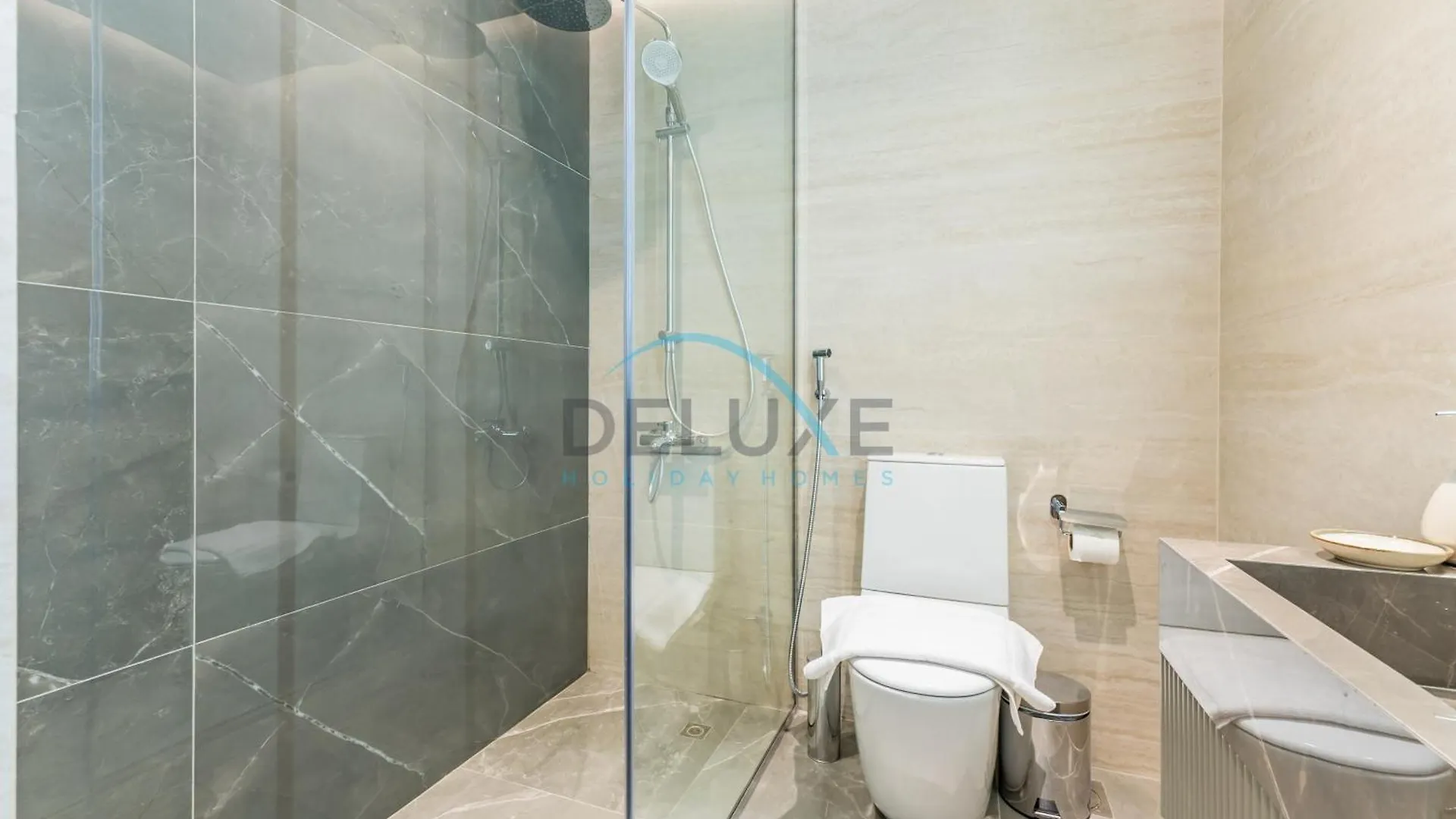 Serene 2Br With Iconic Palm Jumeirah Views, Dubai Marina By Deluxe Holiday Homes Apartment
